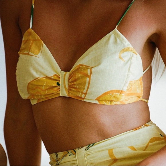 SABO Tillie Strappy Crop Top in Amalfi Citrus Print Yellow Oranges Lemon Print - Picture 1 of 13